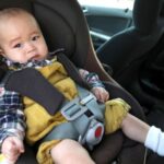 子ども車内放置